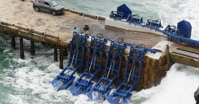 পানি থেকে বিদ্যুৎ উৎপাদন